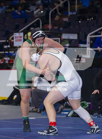 Thumbnail 2 in NYSPHSAA D1 Wrestling Championships (3rd/4th Place) photogallery.