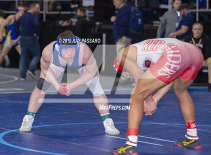 Thumbnail 2 in NYSPHSAA D1 Wrestling Championships (3rd/4th Place) photogallery.