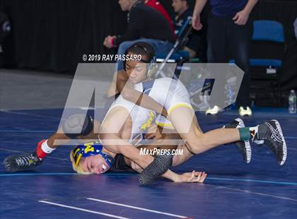 Thumbnail 2 in NYSPHSAA D1 Wrestling Championships (3rd/4th Place) photogallery.