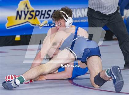 Thumbnail 1 in NYSPHSAA D1 Wrestling Championships (3rd/4th Place) photogallery.