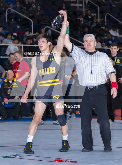 Thumbnail 1 in NYSPHSAA D1 Wrestling Championships (3rd/4th Place) photogallery.