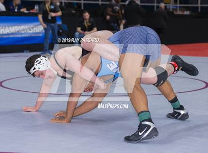 Thumbnail 3 in NYSPHSAA D1 Wrestling Championships (3rd/4th Place) photogallery.