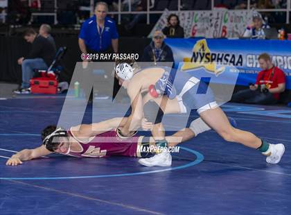 Thumbnail 1 in NYSPHSAA D1 Wrestling Championships (3rd/4th Place) photogallery.