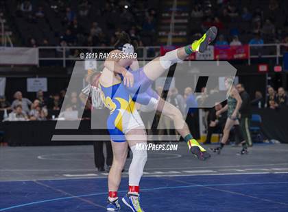 Thumbnail 1 in NYSPHSAA D1 Wrestling Championships (3rd/4th Place) photogallery.