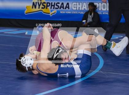 Thumbnail 1 in NYSPHSAA D1 Wrestling Championships (3rd/4th Place) photogallery.