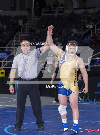 Thumbnail 2 in NYSPHSAA D1 Wrestling Championships (3rd/4th Place) photogallery.
