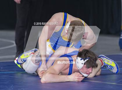 Thumbnail 1 in NYSPHSAA D1 Wrestling Championships (3rd/4th Place) photogallery.