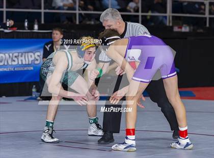 Thumbnail 1 in NYSPHSAA D1 Wrestling Championships (3rd/4th Place) photogallery.