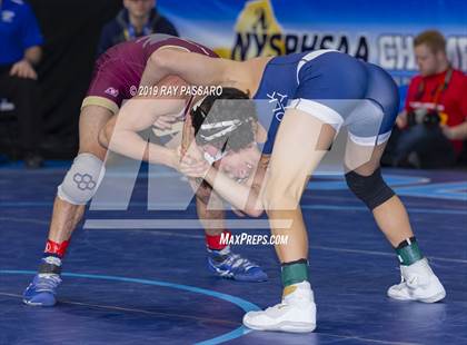 Thumbnail 3 in NYSPHSAA D1 Wrestling Championships (3rd/4th Place) photogallery.