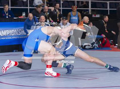 Thumbnail 1 in NYSPHSAA D1 Wrestling Championships (3rd/4th Place) photogallery.