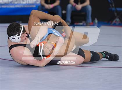 Thumbnail 1 in NYSPHSAA D1 Wrestling Championships (3rd/4th Place) photogallery.