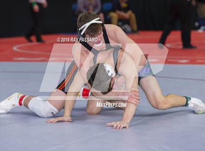 Thumbnail 1 in NYSPHSAA D1 Wrestling Championships (3rd/4th Place) photogallery.