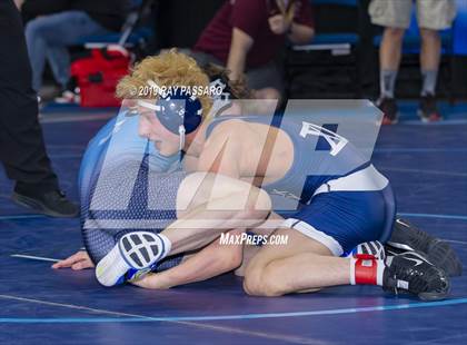 Thumbnail 1 in NYSPHSAA D1 Wrestling Championships (3rd/4th Place) photogallery.