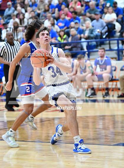 Thumbnail 3 in Wolfe City vs Lipan (UIL 2A Region II Semifinal) photogallery.