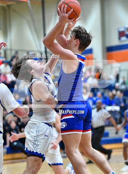 Thumbnail 3 in Wolfe City vs Lipan (UIL 2A Region II Semifinal) photogallery.