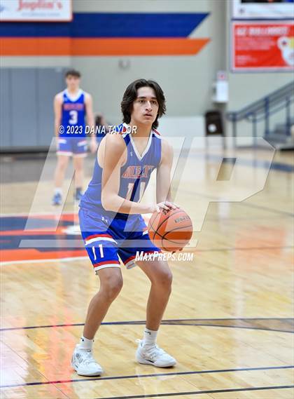 Thumbnail 3 in Wolfe City vs Lipan (UIL 2A Region II Semifinal) photogallery.