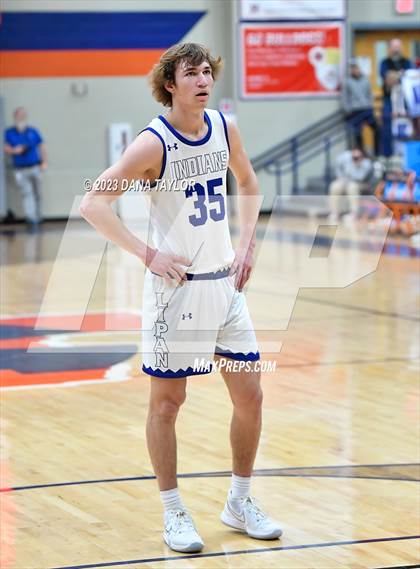 Thumbnail 2 in Wolfe City vs Lipan (UIL 2A Region II Semifinal) photogallery.