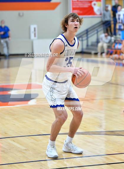 Thumbnail 1 in Wolfe City vs Lipan (UIL 2A Region II Semifinal) photogallery.