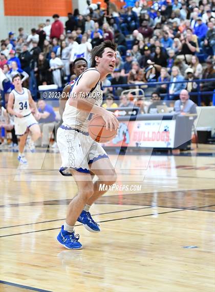 Thumbnail 3 in Wolfe City vs Lipan (UIL 2A Region II Semifinal) photogallery.