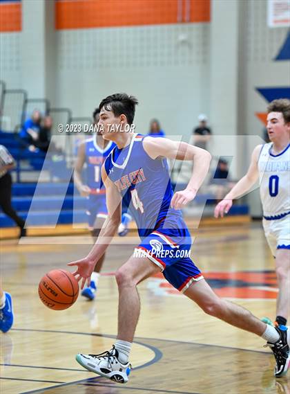 Thumbnail 1 in Wolfe City vs Lipan (UIL 2A Region II Semifinal) photogallery.