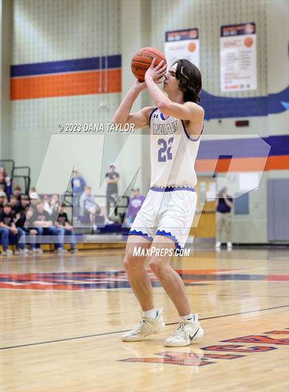 Thumbnail 1 in Wolfe City vs Lipan (UIL 2A Region II Semifinal) photogallery.