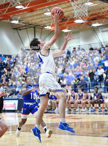 Thumbnail 3 in Wolfe City vs Lipan (UIL 2A Region II Semifinal) photogallery.