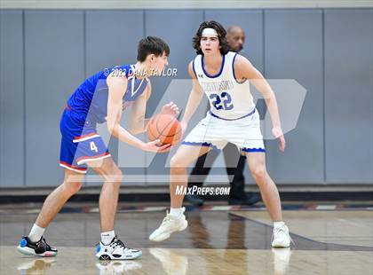 Thumbnail 1 in Wolfe City vs Lipan (UIL 2A Region II Semifinal) photogallery.