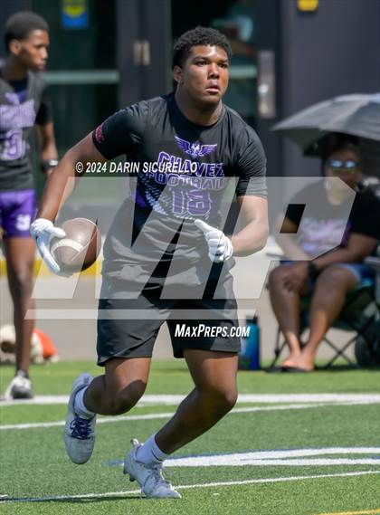 Thumbnail 2 in Cesar Chavez vs O'Conner (7on7 Northern Arizona Tournament) photogallery.