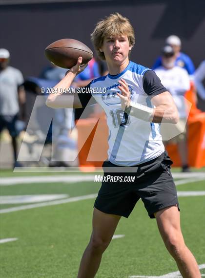 Thumbnail 2 in Cesar Chavez vs O'Conner (7on7 Northern Arizona Tournament) photogallery.