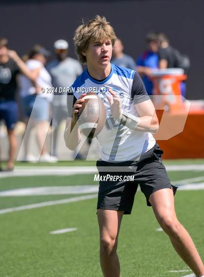 Thumbnail 3 in Cesar Chavez vs O'Conner (7on7 Northern Arizona Tournament) photogallery.