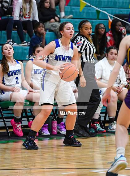 Thumbnail 3 in Mumford vs Weimar (UIL 2A Region IV Area) photogallery.