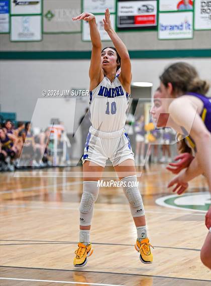 Thumbnail 1 in Mumford vs Weimar (UIL 2A Region IV Area) photogallery.