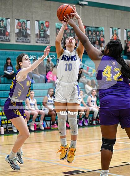 Thumbnail 2 in Mumford vs Weimar (UIL 2A Region IV Area) photogallery.