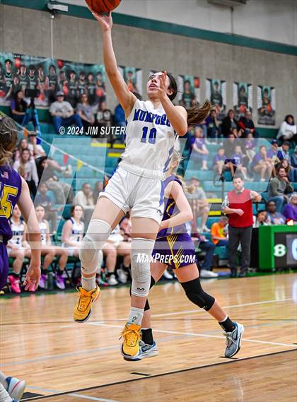 Thumbnail 1 in Mumford vs Weimar (UIL 2A Region IV Area) photogallery.