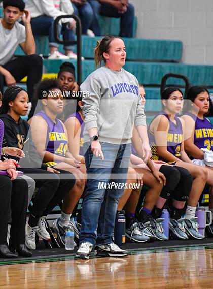 Thumbnail 2 in Mumford vs Weimar (UIL 2A Region IV Area) photogallery.