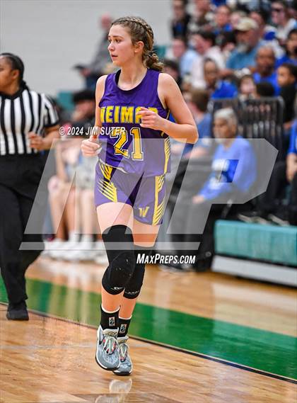 Thumbnail 1 in Mumford vs Weimar (UIL 2A Region IV Area) photogallery.