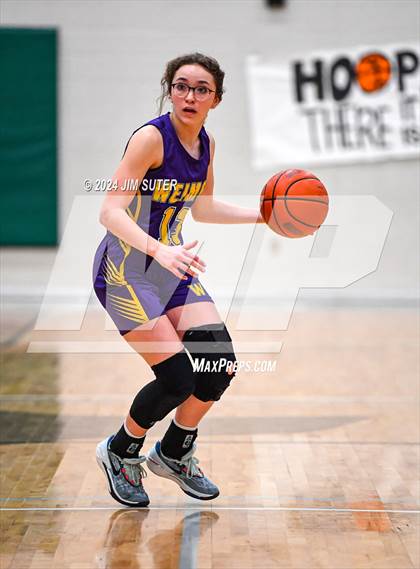 Thumbnail 1 in Mumford vs Weimar (UIL 2A Region IV Area) photogallery.