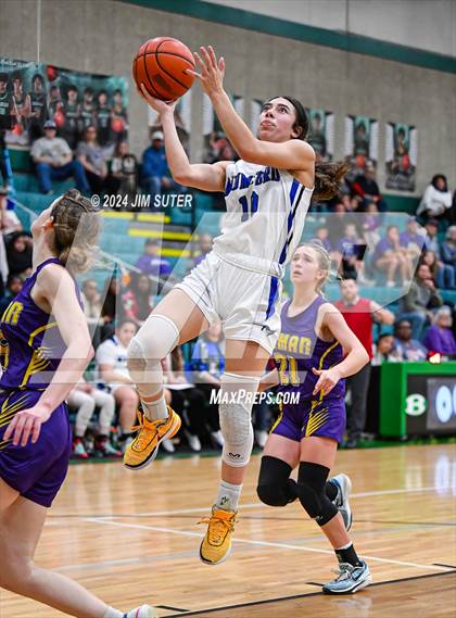 Thumbnail 3 in Mumford vs Weimar (UIL 2A Region IV Area) photogallery.