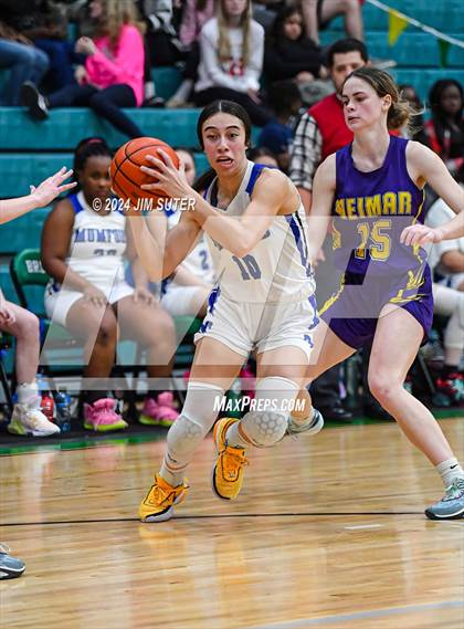 Thumbnail 3 in Mumford vs Weimar (UIL 2A Region IV Area) photogallery.