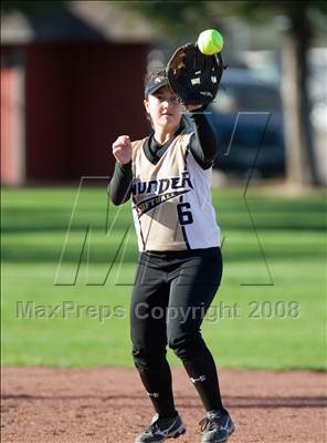 Thumbnail 3 in Oakdale vs. Buhach Colony (Ceres Tourament) photogallery.