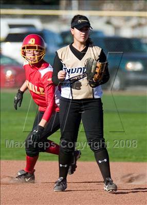 Thumbnail 3 in Oakdale vs. Buhach Colony (Ceres Tourament) photogallery.