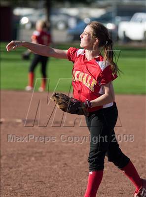 Thumbnail 2 in Oakdale vs. Buhach Colony (Ceres Tourament) photogallery.