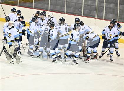 Thumbnail 1 in Valor Christian vs. Regis Jesuit (CHSAA 5A Semifinals) photogallery.