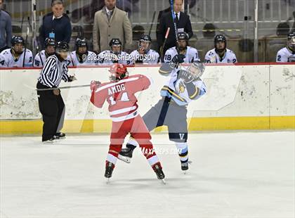 Thumbnail 2 in Valor Christian vs. Regis Jesuit (CHSAA 5A Semifinals) photogallery.