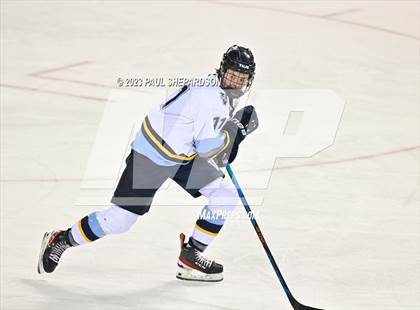Thumbnail 3 in Valor Christian vs. Regis Jesuit (CHSAA 5A Semifinals) photogallery.