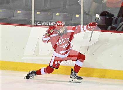 Thumbnail 1 in Valor Christian vs. Regis Jesuit (CHSAA 5A Semifinals) photogallery.