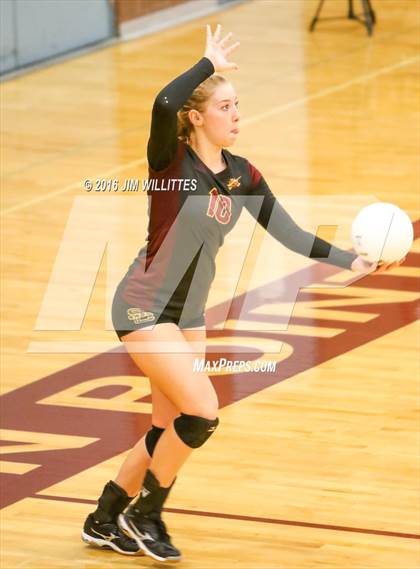 Thumbnail 1 in Salpointe Catholic vs. Prescott (AIA 4A Semifinal)  photogallery.