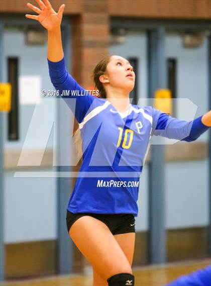 Thumbnail 1 in Salpointe Catholic vs. Prescott (AIA 4A Semifinal)  photogallery.