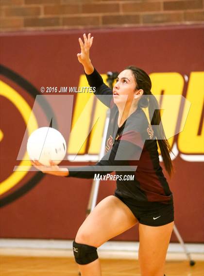 Thumbnail 1 in Salpointe Catholic vs. Prescott (AIA 4A Semifinal)  photogallery.
