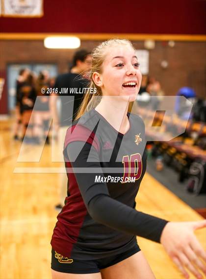 Thumbnail 1 in Salpointe Catholic vs. Prescott (AIA 4A Semifinal)  photogallery.